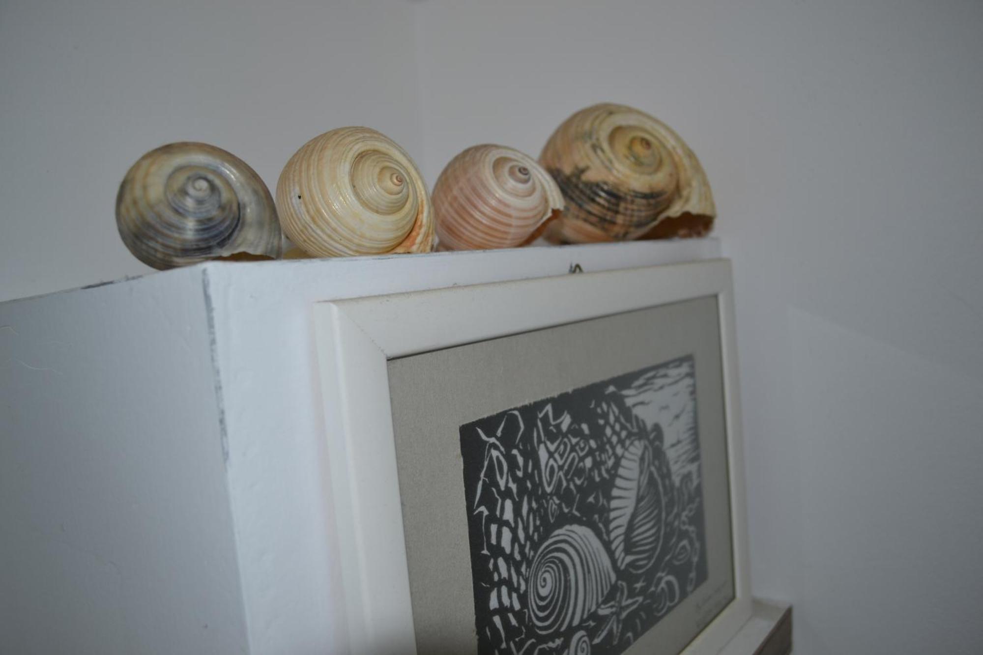 Seashell Art Decor Studio & Parking فلورا المظهر الخارجي الصورة